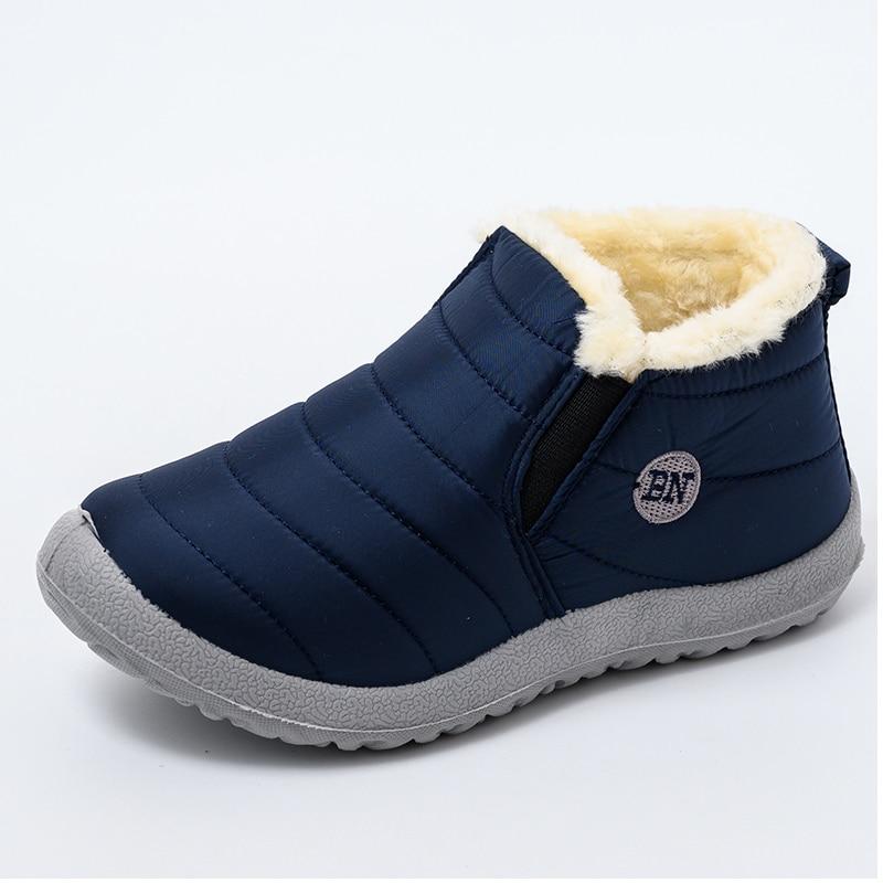 Bota Feminina superfície impermeável