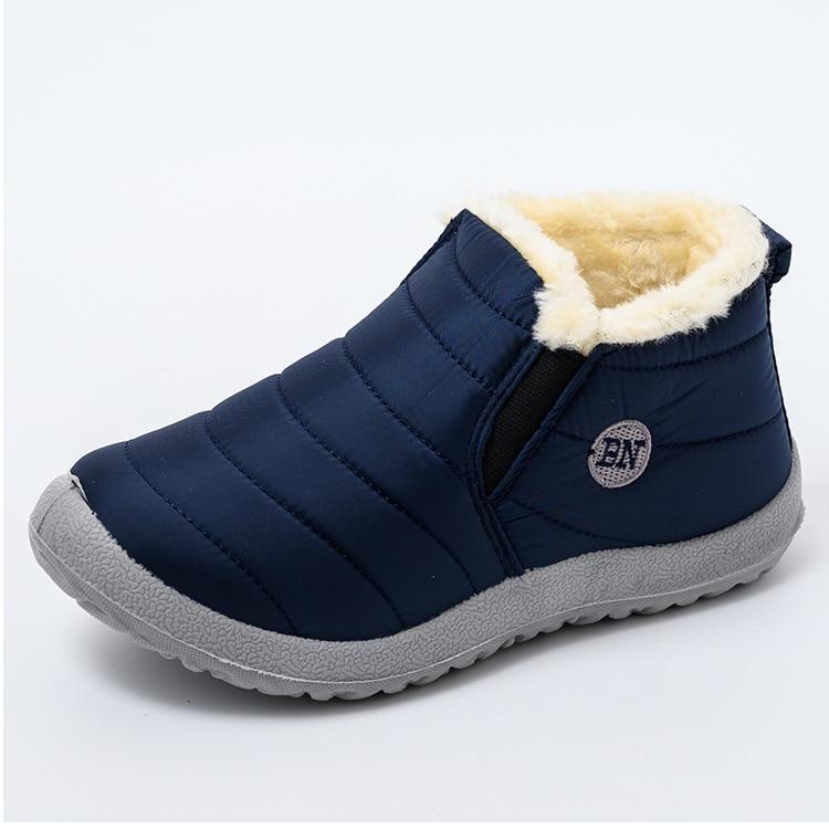 Bota Feminina superfície impermeável