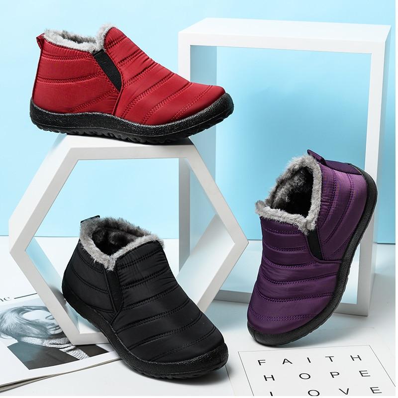 Bota Feminina superfície impermeável