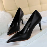 Scarpin Preto 7,5cm | Lisa Confortável