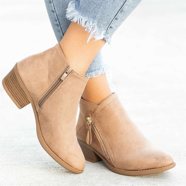 Bota Feminina Sintética - Estilo e Conforto Sustentáveis para o Seu Dia a Dia