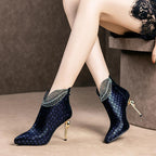 Bota Feminina De Cano Curto