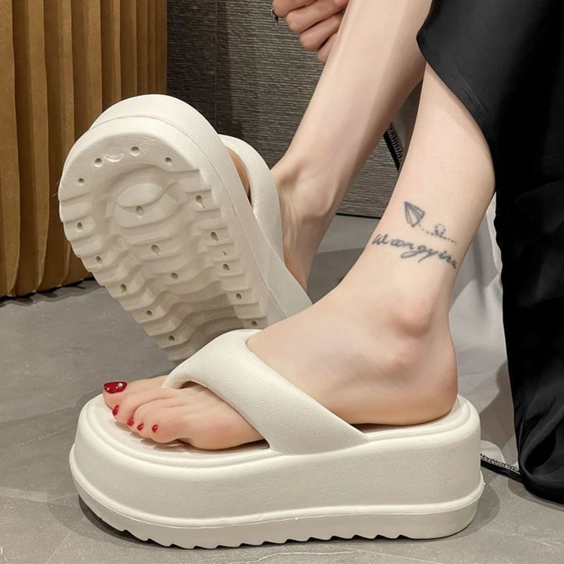 CHINELO SANDÁLIA PLATAFORMA