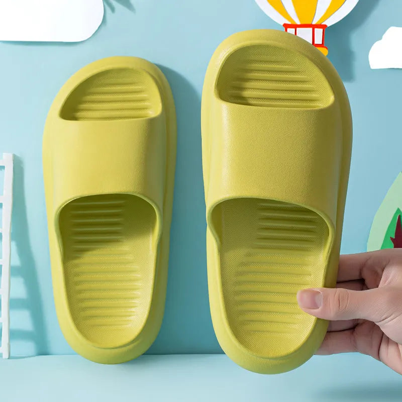 CHINELO INFANTIL NUVEM