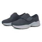 grey walking shoes-freya confortável
